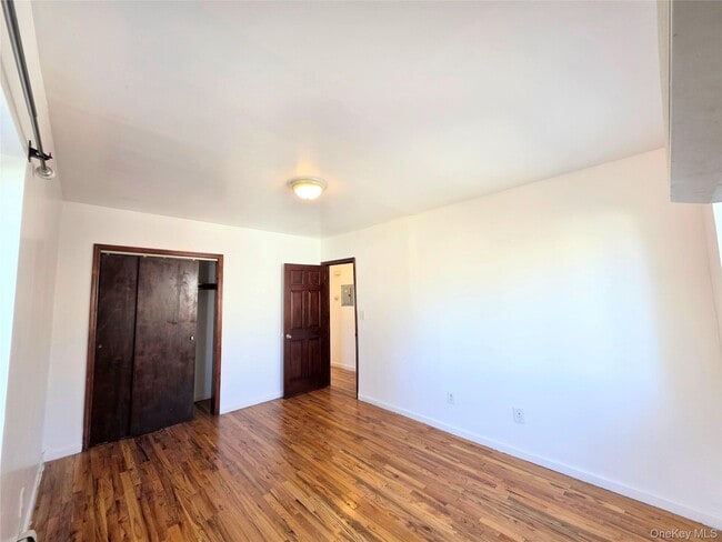 Photo - 219-23 114th Rd