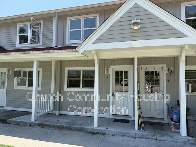 Photo - 169 Conanicus Ave Unit 3