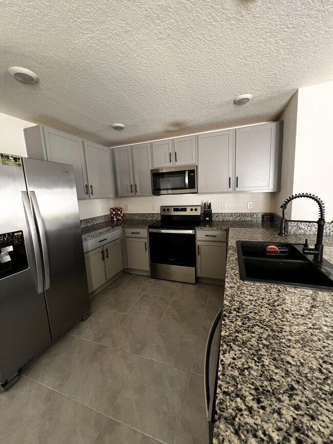 450 Sunlit Coral St