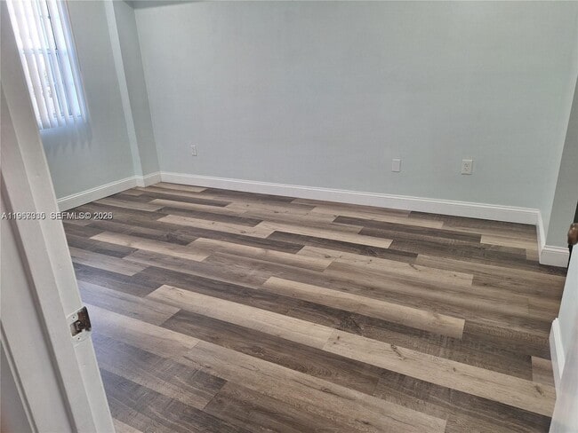 Photo - 201 180th Dr Unidad 205