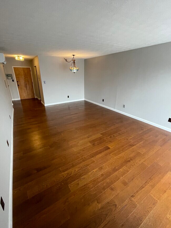 Photo - 45 Park Pl Unidad 406