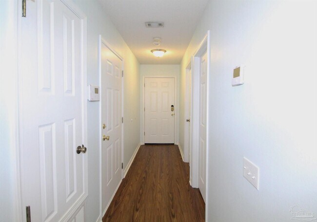 Photo - 1128 Sweetbriar St