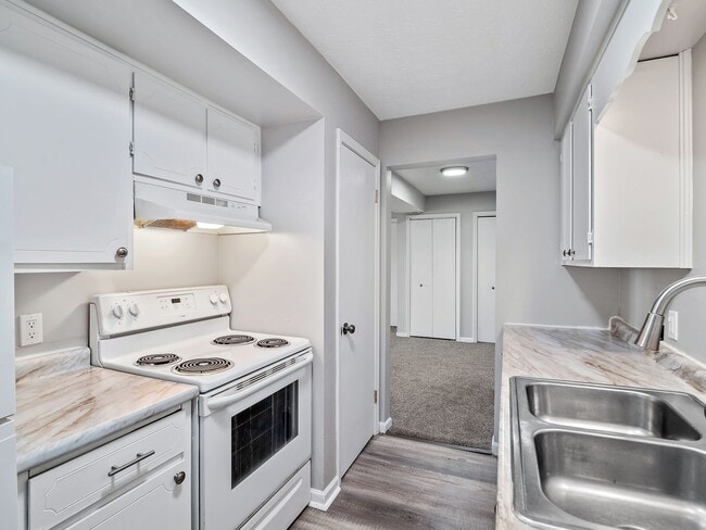 Photo - Grant Street Apartments