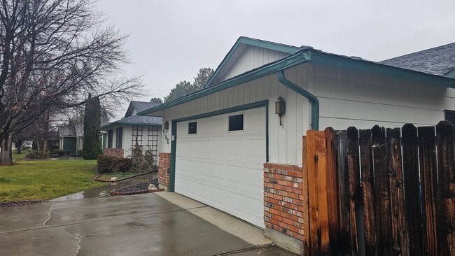 Photo - Make This West Boise Home Your Holiday Haven — 3 Beds, 2 Baths!