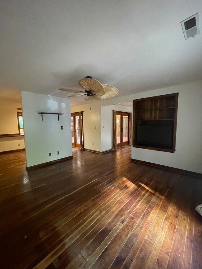 Photo - 94 Wildwood Dr