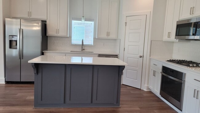 Photo - 9581 S Creek Dr