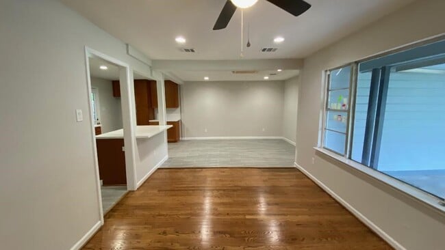 Photo - 2406 Rosemead Dr