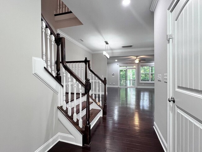 Photo - 156 Wildfell Trl