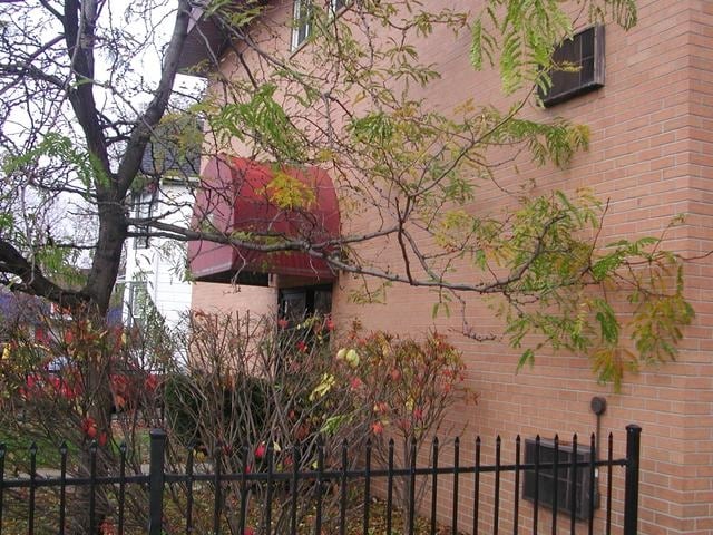 Photo - 607 Hill St