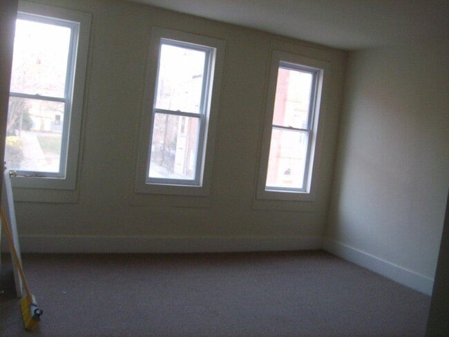 Photo - 834 N Carey St Unit 3