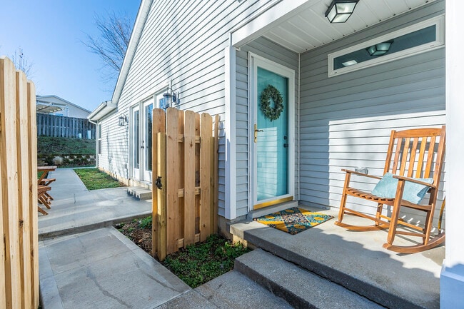 Photo - 4213 Kensington Garden Ct