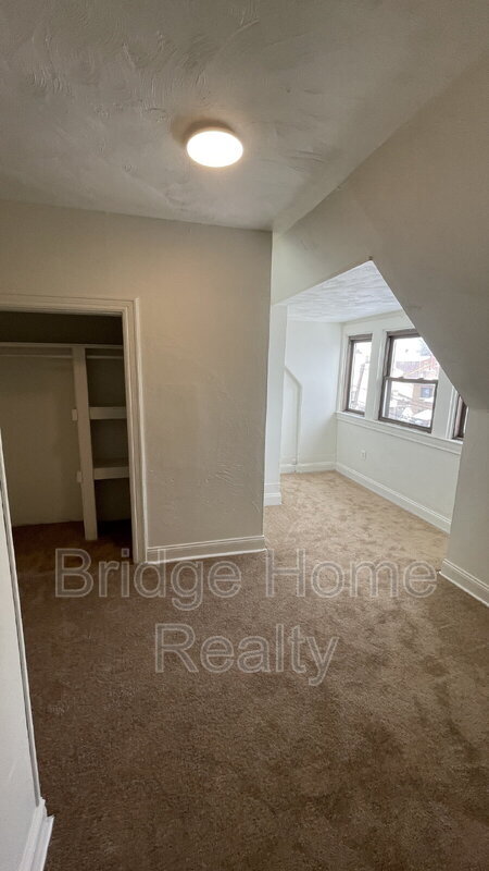 Photo - 319 N Balph Ave