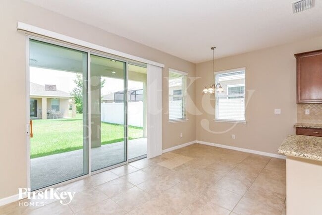 Photo - 410 Blakely Ct