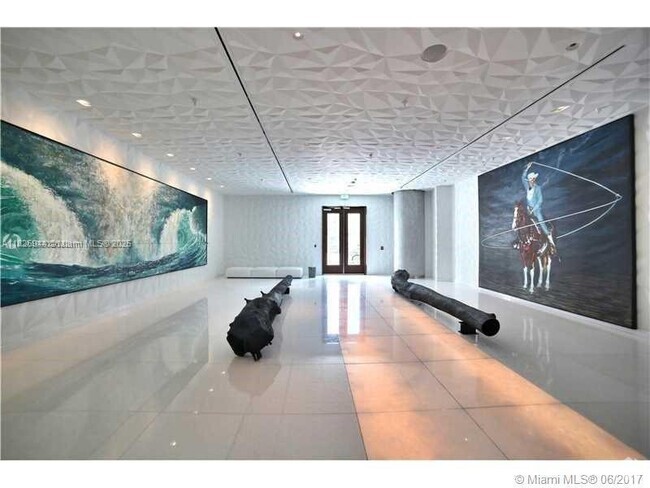 Building Photo - 1300 S Miami Ave Unit 1011 Rental