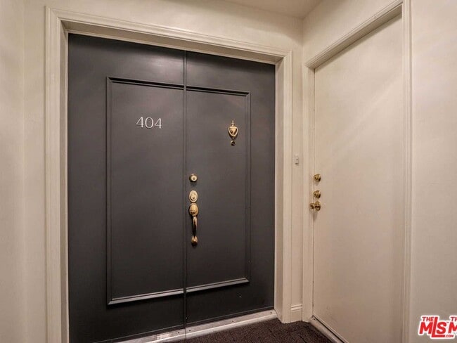 Photo - 121 S Palm Dr Unit 404