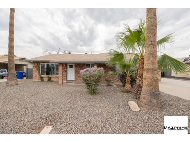 Photo - Furnished 3/2 Chandler House - Style, Spac...