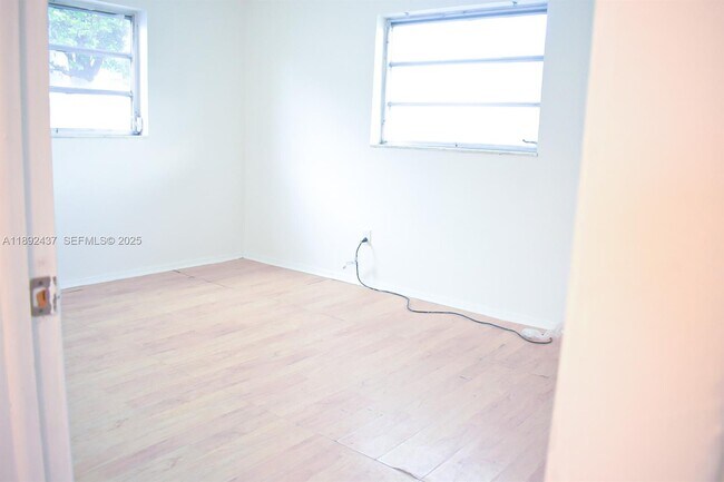 2265 NW 98th St Unit 2265