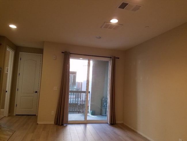 Photo - 1324 Neleigh Pl