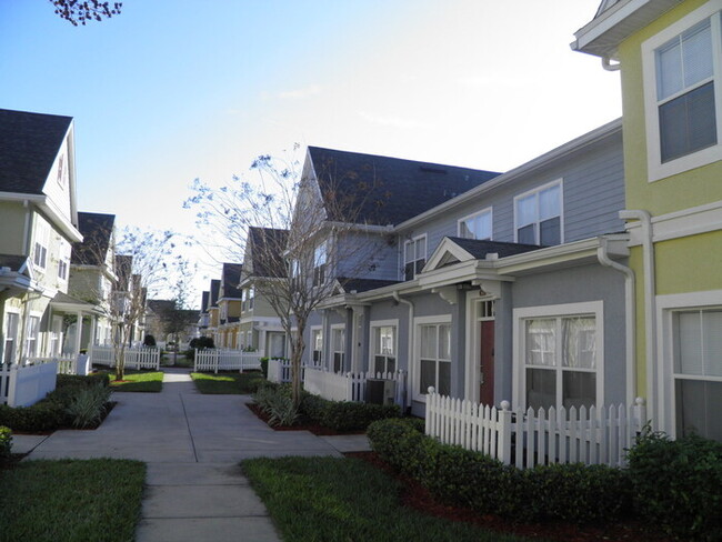 Building Photo - Townhome in Venetian Bay Kissimmee