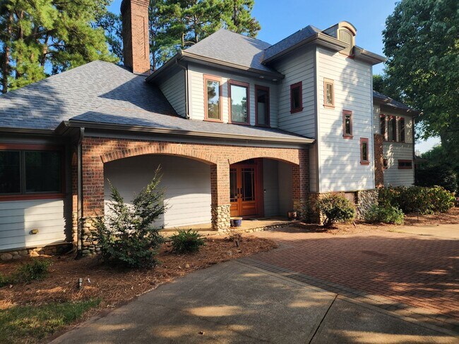 Photo - Fully Furnished Lakefront Home