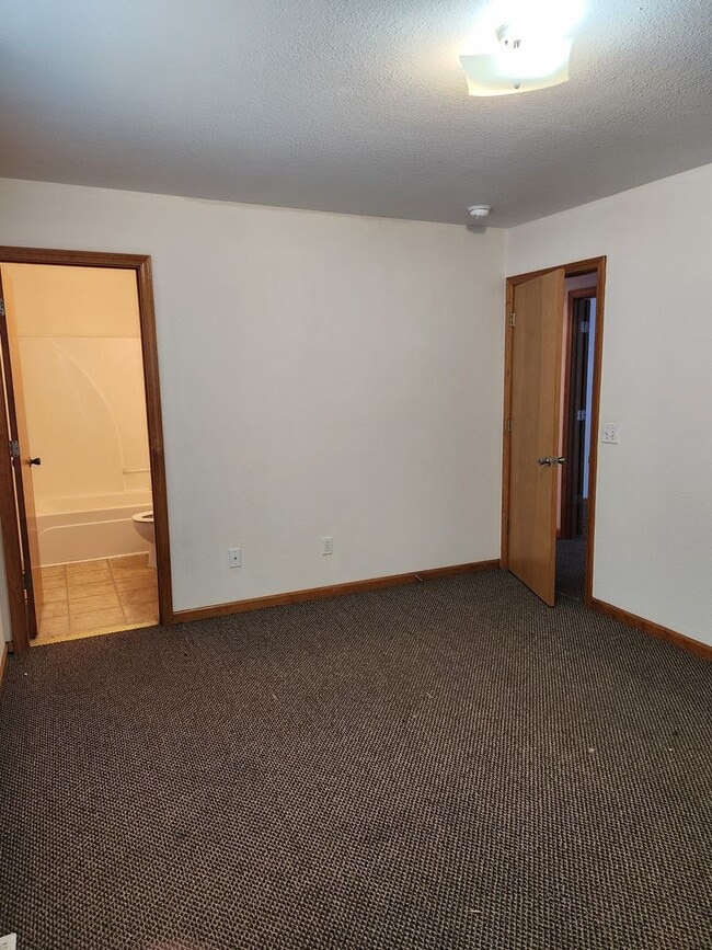 Photo - 3206 Elm Grove Dr Unit A
