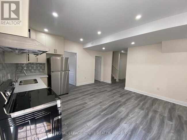 Photo - 89 Goodsway Trail