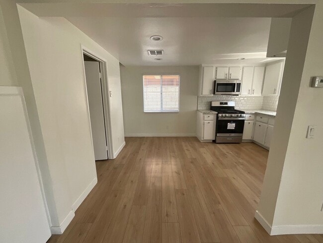 6327 Newlin Ave Unit A