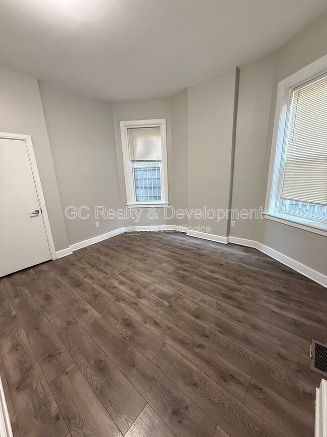 Photo - 6401 S Eberhart Ave Unit 6403 -1