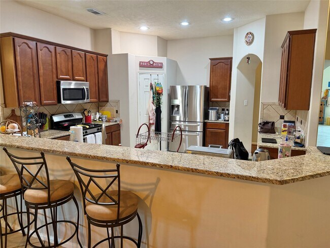 Photo - 1907 Tavish Ln