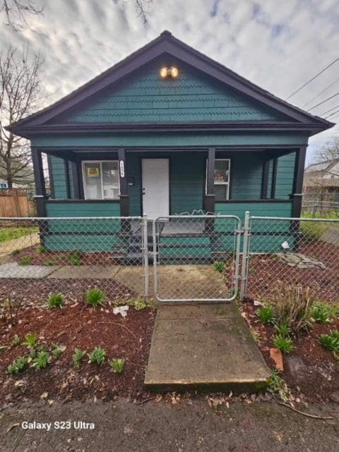 1656 Mill St SE - 1656 Mill St SE