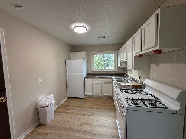 Photo - 2606 E Hennepin Ave Unit 5