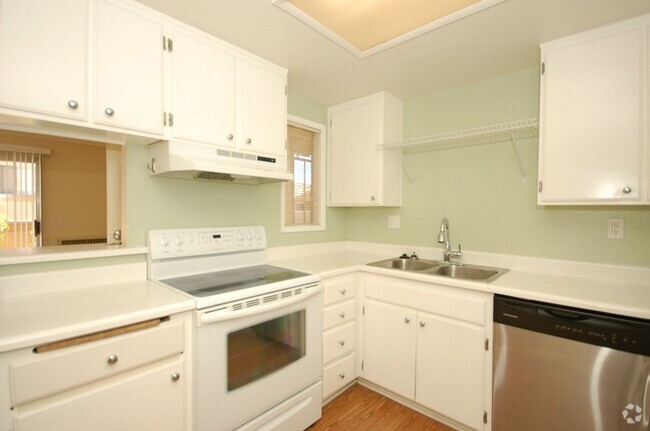 Building Photo - Downstairs 1BD/1BA Condo in San Marcos!!