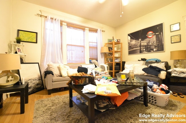 Building Photo - 5 Braemore Rd Unit 23