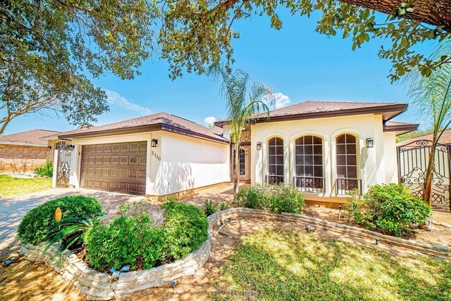 Photo - 2110 Lima Loop