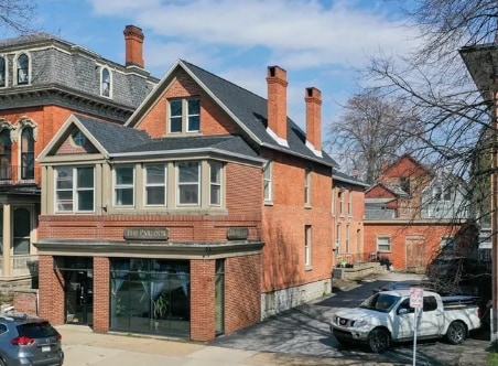 Photo - 437 Franklin St