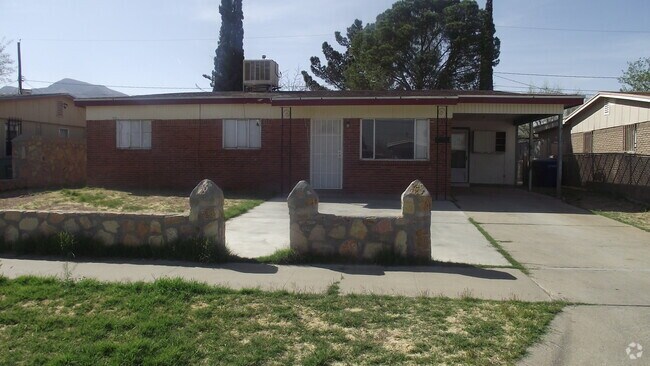 Building Photo - Northeast El Paso 3 Bed/2Bath Rental