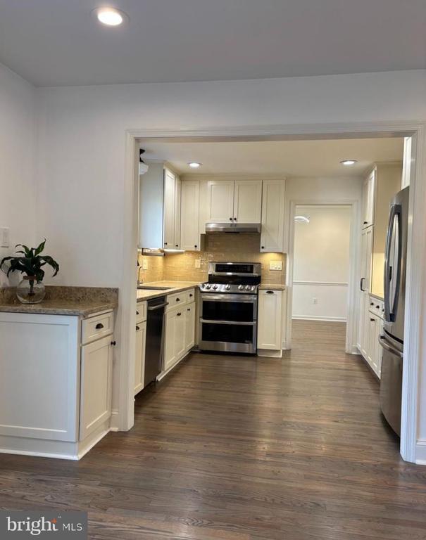 Photo - 9830 Meadow Valley Dr