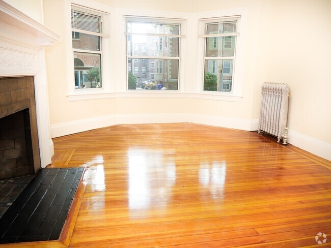 Building Photo - 10 Beals St Unit 4 Rental