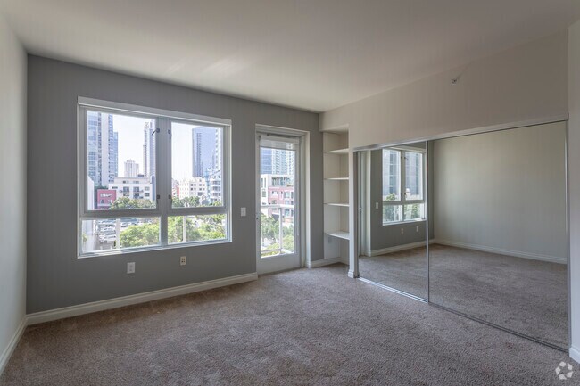 2 BR, 2 BA - 1362 SF