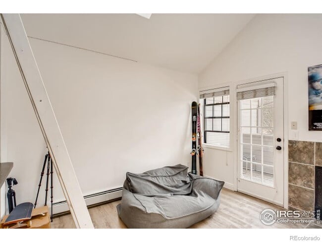 Photo - "Chic Urban Retreat: Cozy 1-Bed Condo in t... Unit 314