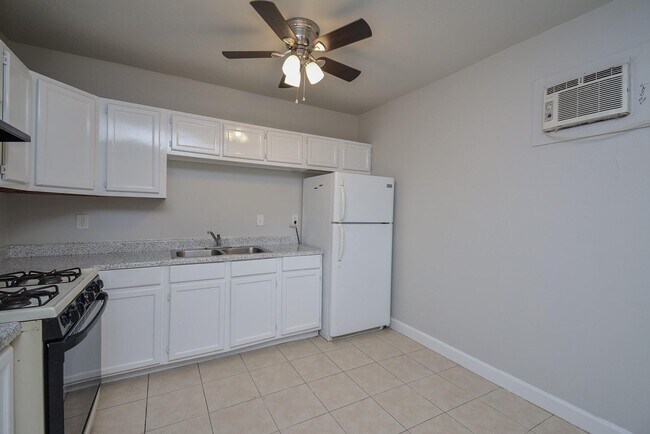 Photo - 2117 Thonig Rd Unidad B