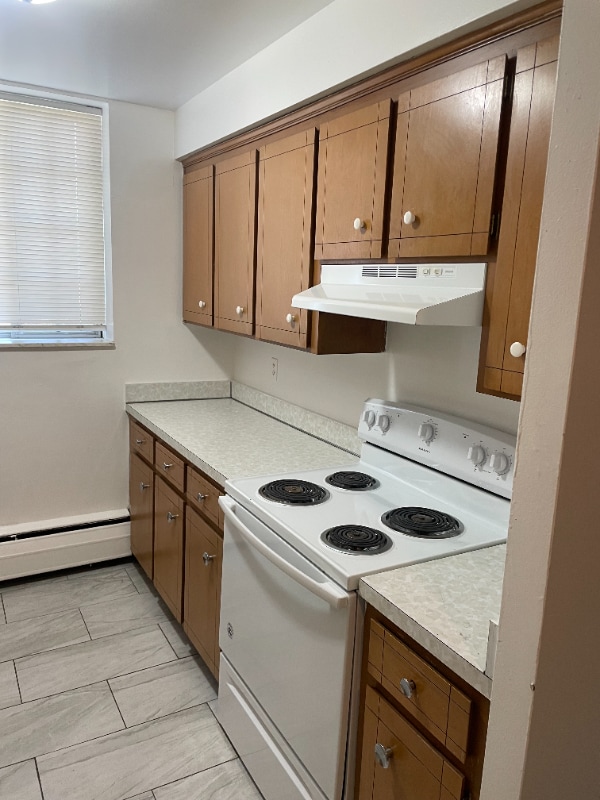 Building Photo - 4865 Cadieux Rd Rental