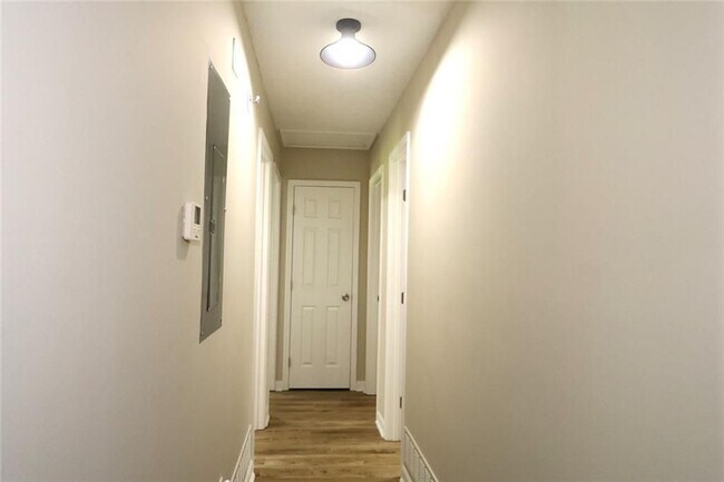 3572 Orbit Ct