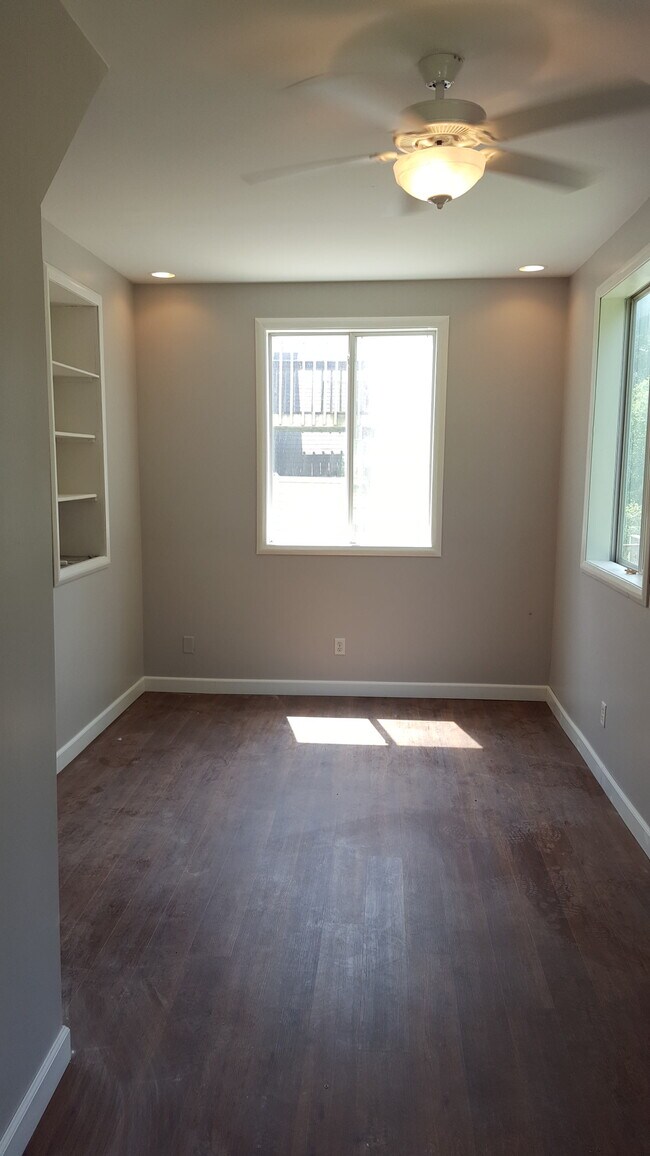 510 S Academy St 1 Townhome Townhome Rental in Stoughton WI