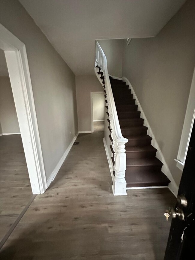 Photo - 1-3 McConnel Avenue Unidad 3