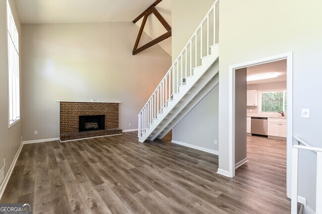 Photo - 1039 Huntingdon Ct