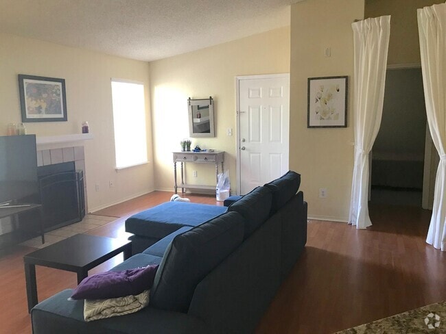 Building Photo - 2550 N Alafaya Trail Unit 12204 Rental