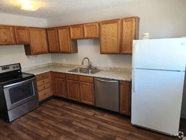 Building Photo - 122 Mckinley Ave Rental