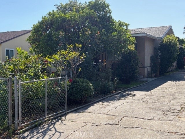 Photo - 5243 Acacia St
