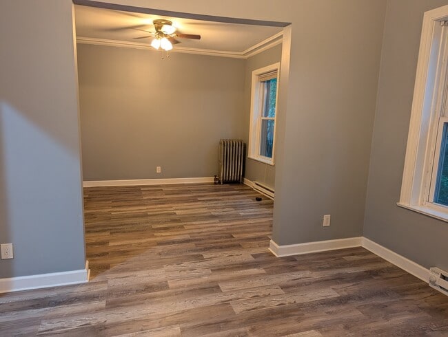 Photo - 1436 W Victoria St Unit 2